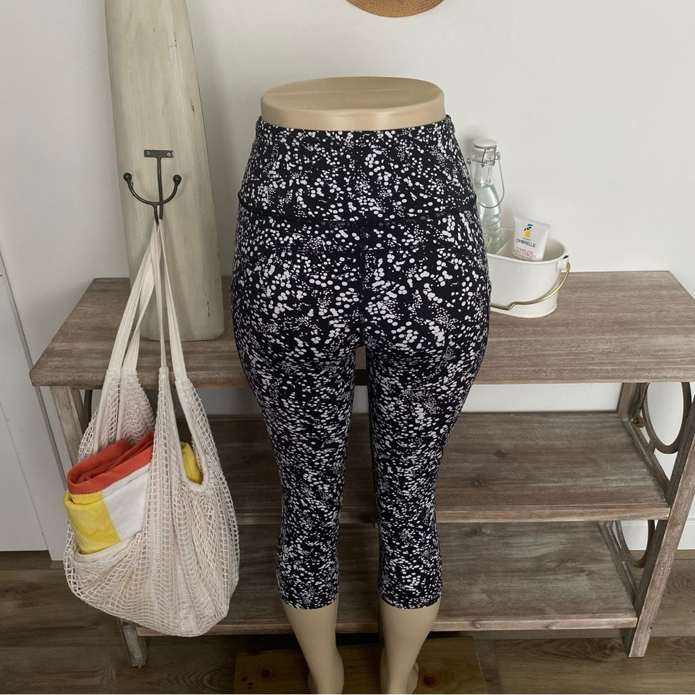 Lululemon Fast and Free Crops Pockets Size 4