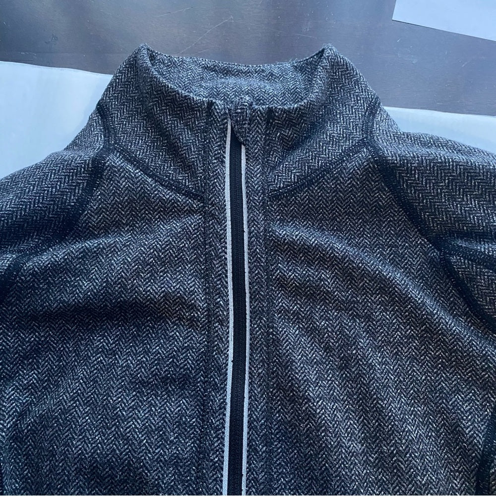 Lululemon Run U-Turn Herringbone Pullover Long Sleeve 1/2 Zip Rare Size Small