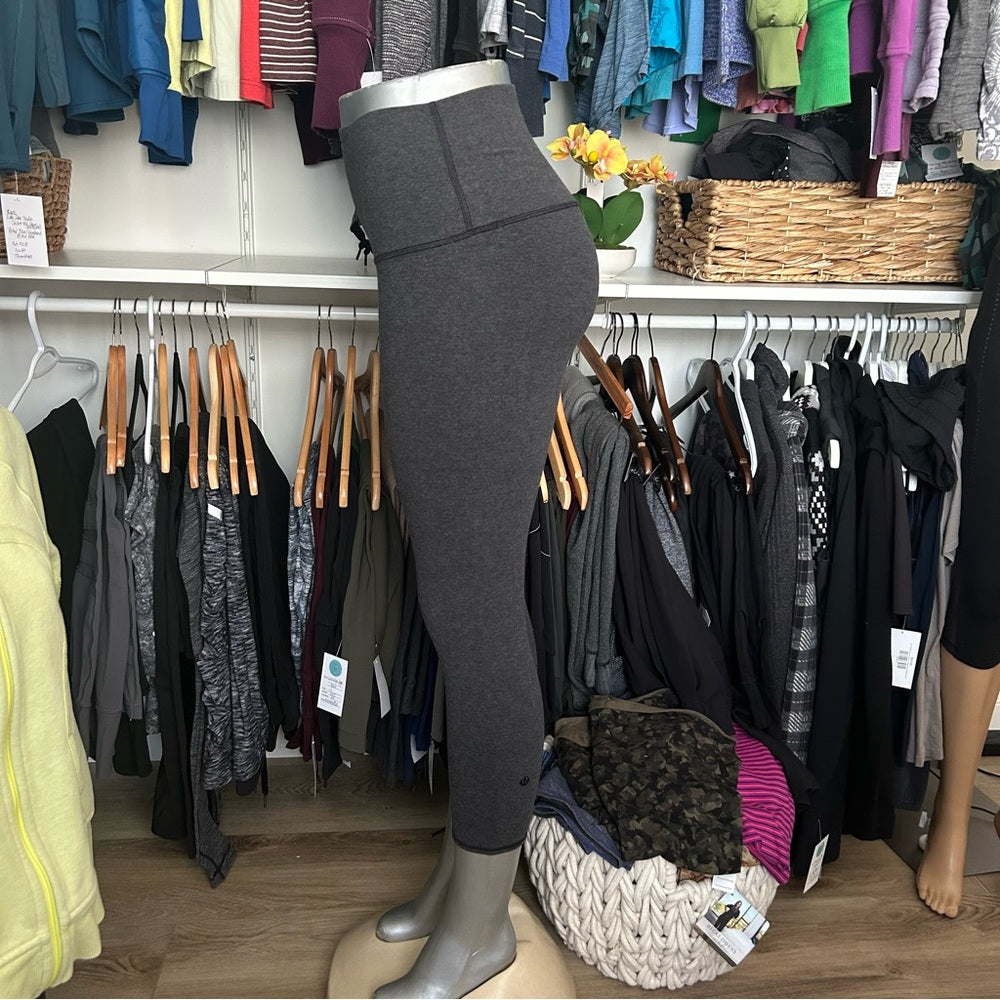 Lululemon COTTON Wunder Under Crop Leggings Size 6