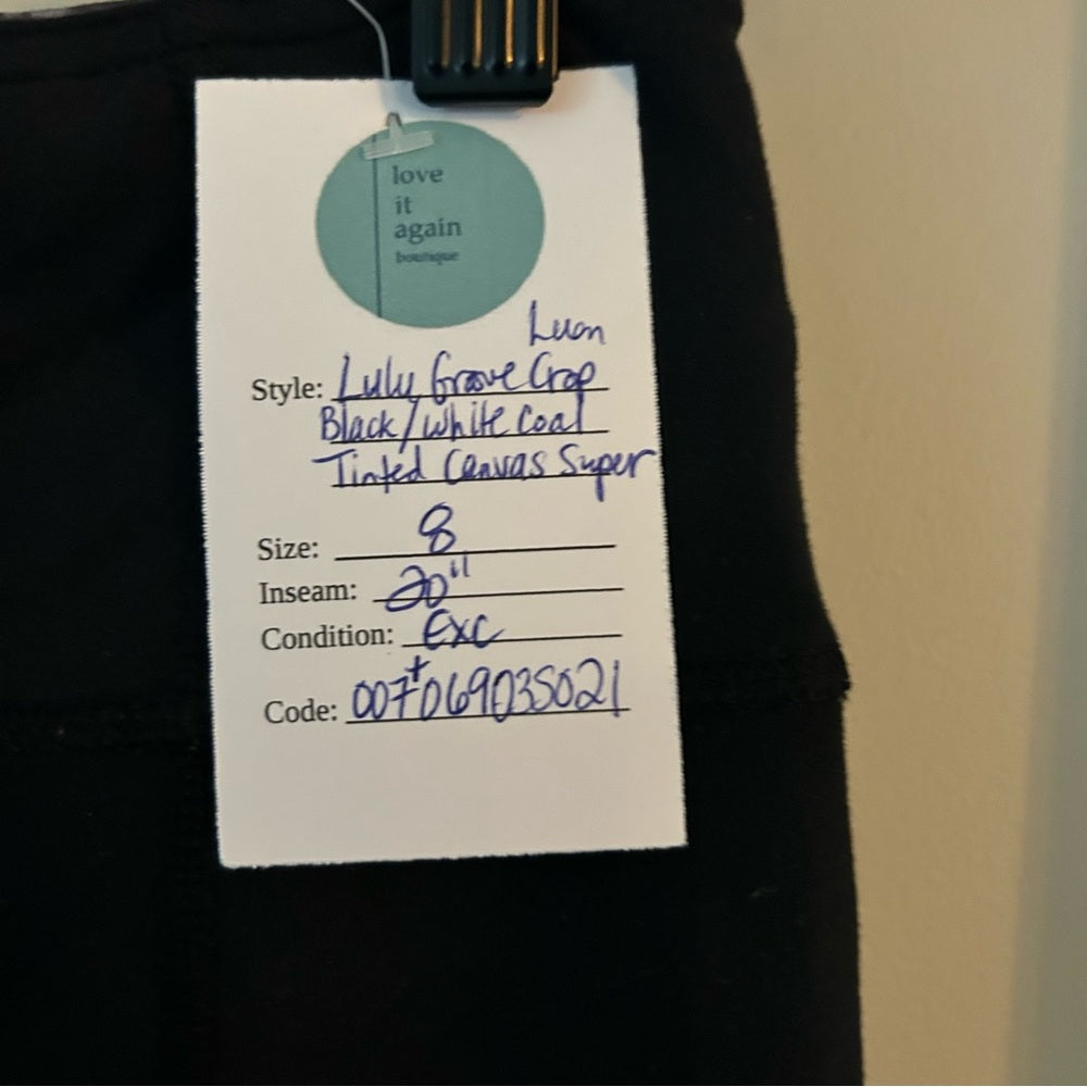 Lululemon Groove Crops Reversible Luon Rare Size 8