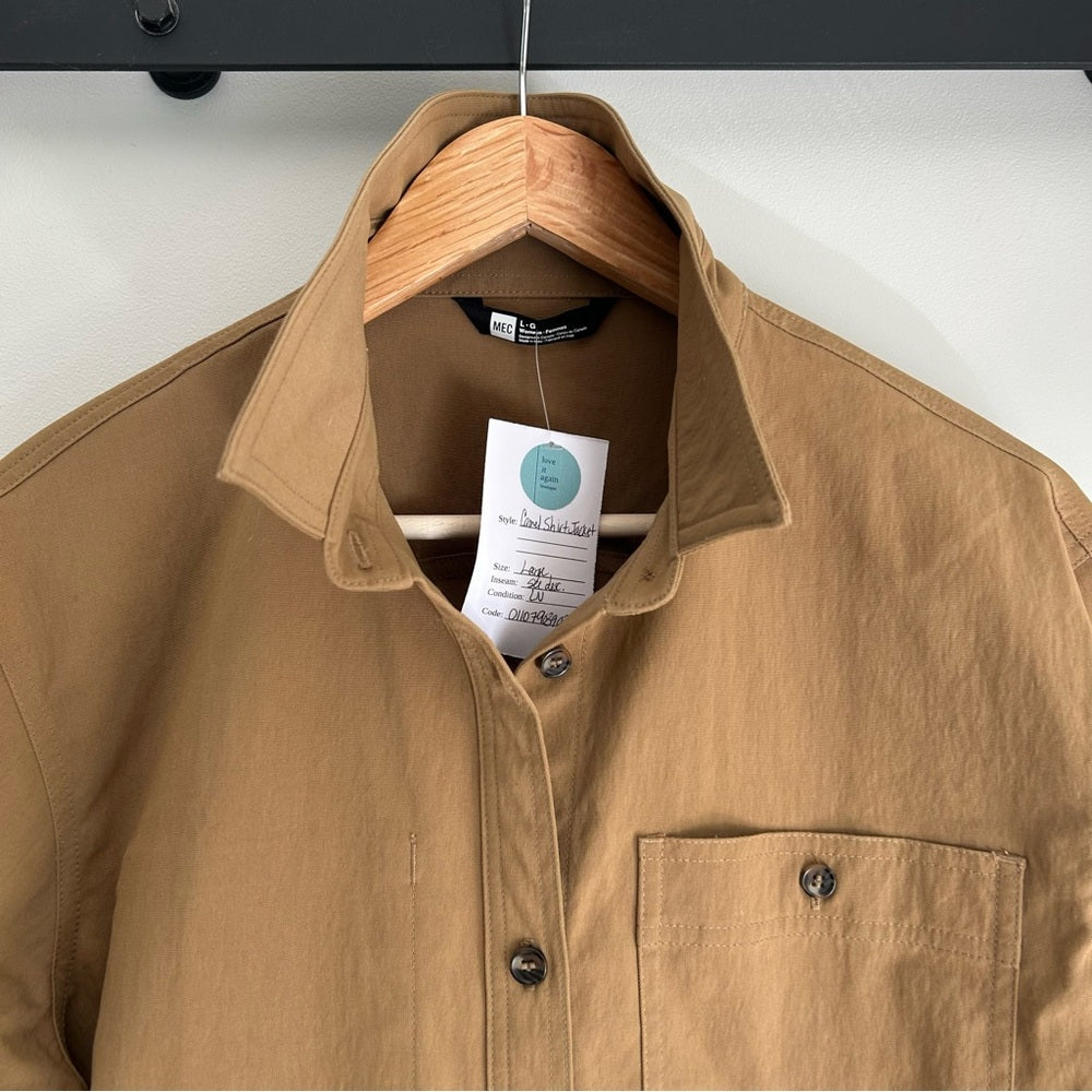 MEC Boxy Workwear Utility Shirt Jacket Camel Button Up Size Large