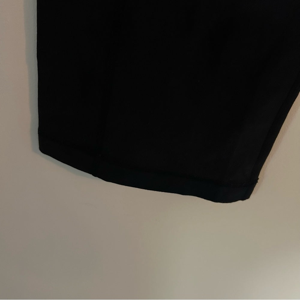 Lululemon Groove Crops Reversible Luon Rare Size 8