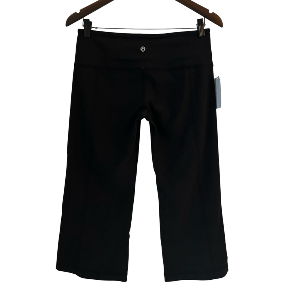 Lululemon Groove Crops Luon Reversible Rare Size 8