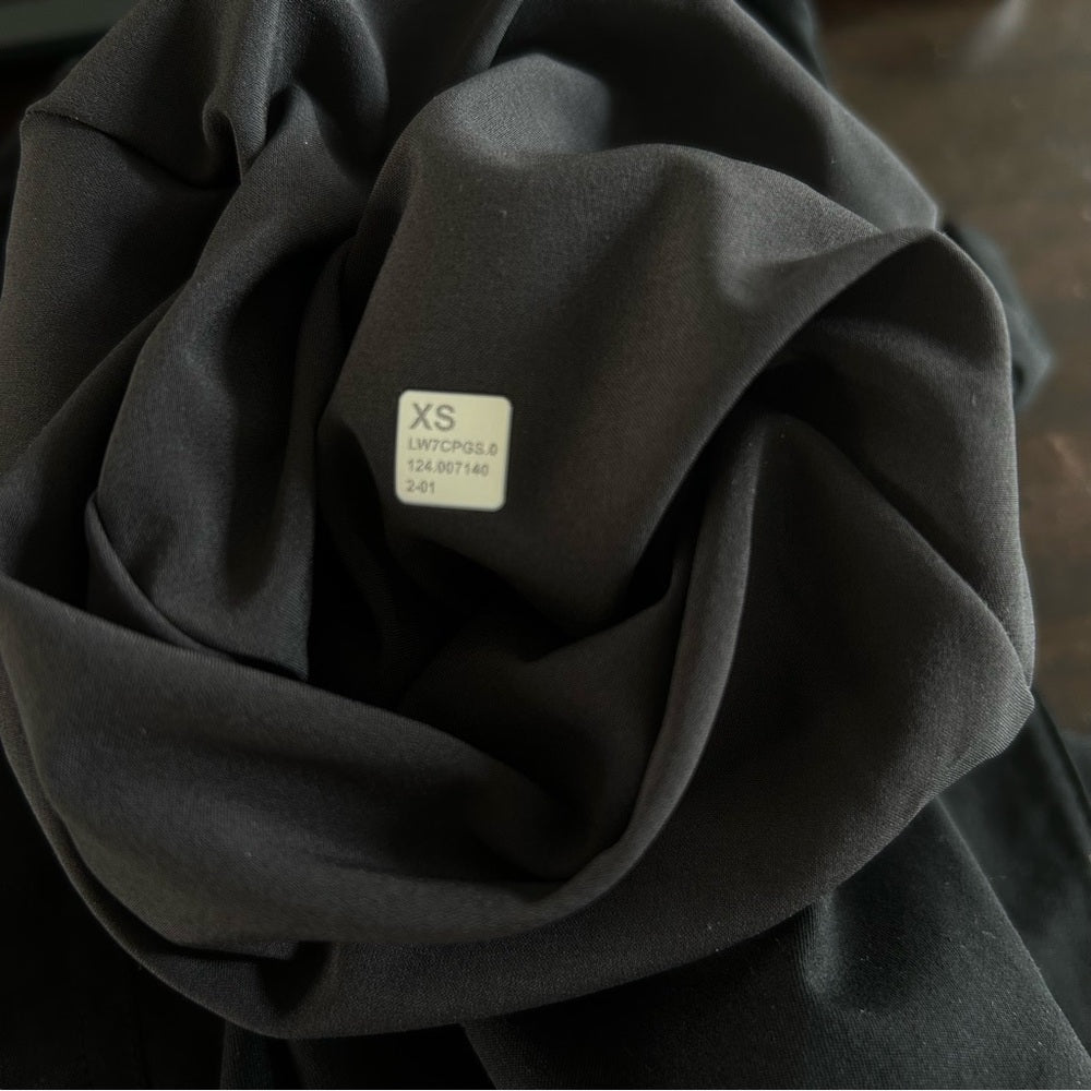 Lululemon 2024 Cinchable Waist High Rise Woven Short 3.5” Size XS