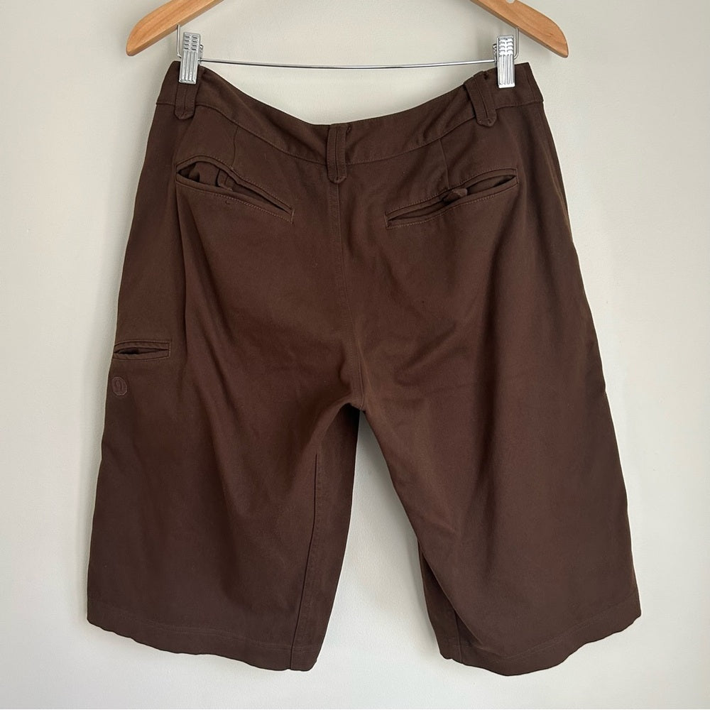 Lululemon Utility Long Shorts Casual Medium to Large - Love it again boutique