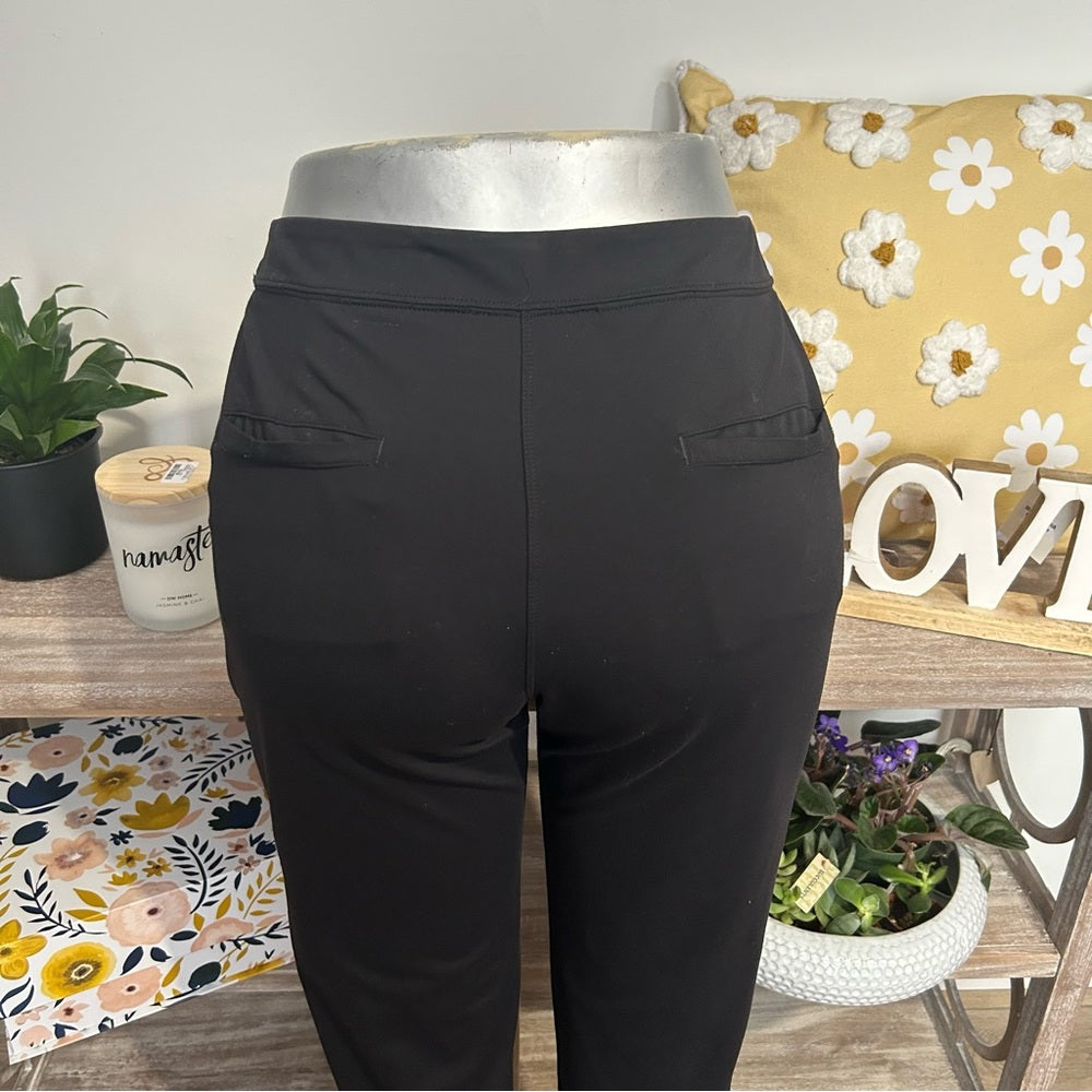 Lululemon Similar to On The Fly Stretchy Trouser Pants Size 6