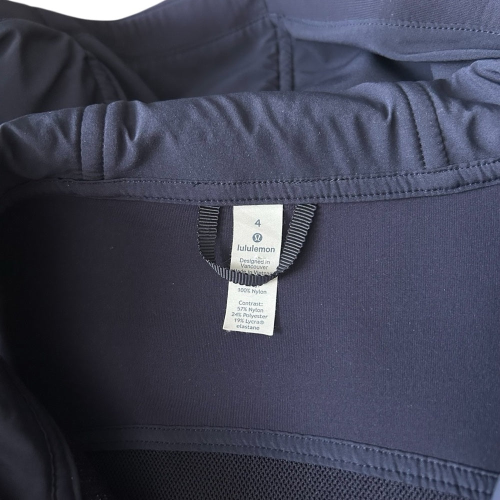 Lululemon The Spaces In Between Hooded Vest Size 4