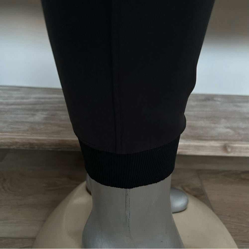 Lululemon On The Fly Jogger *Woven Pull On Pants Size 4