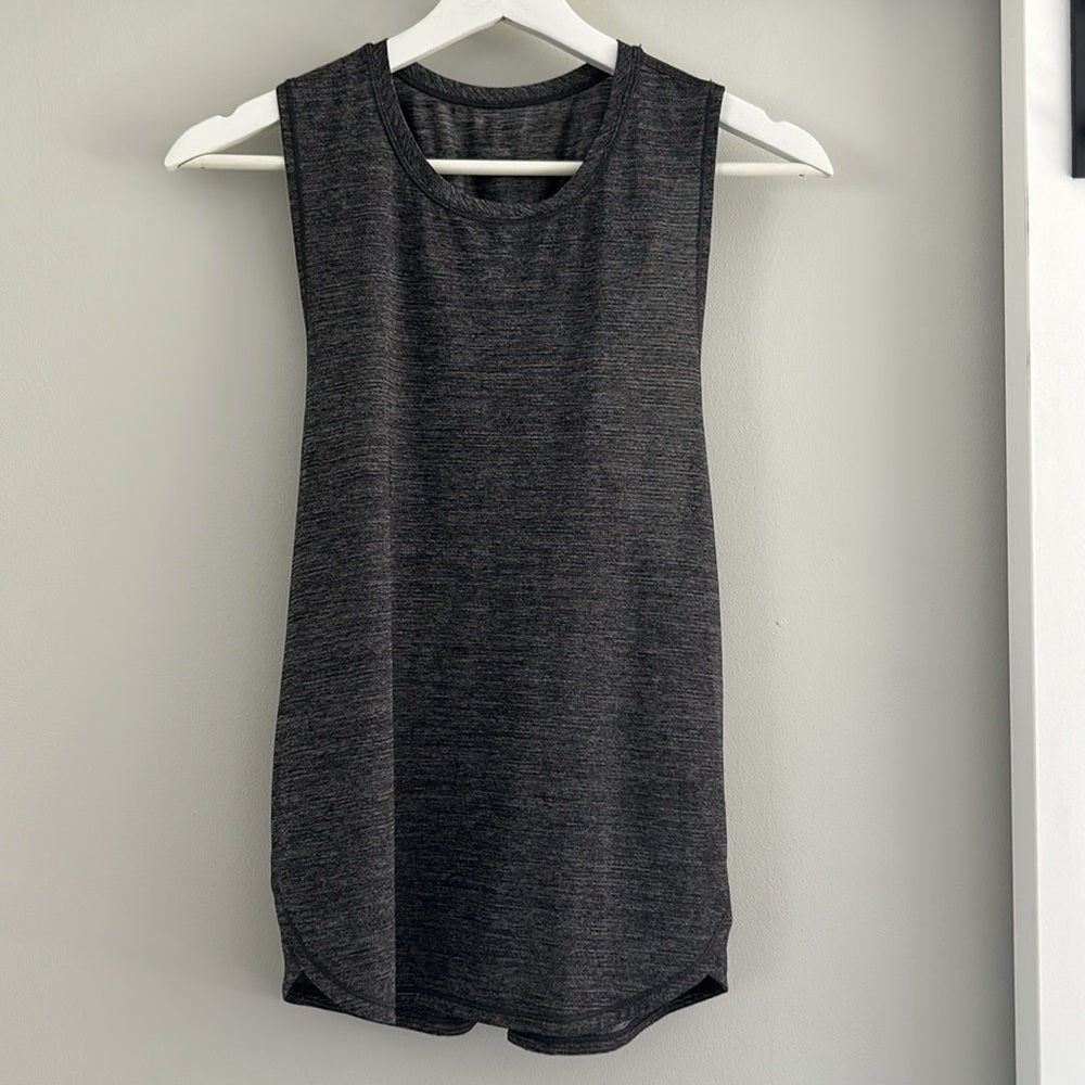 Lululemon In A Cinch Tank Top Rare Size 4