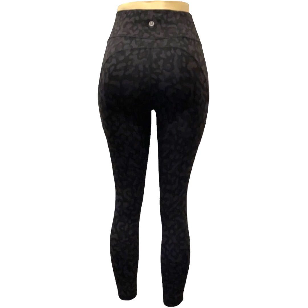 Invigorate lululemon black leggings size 4 full length with pockets