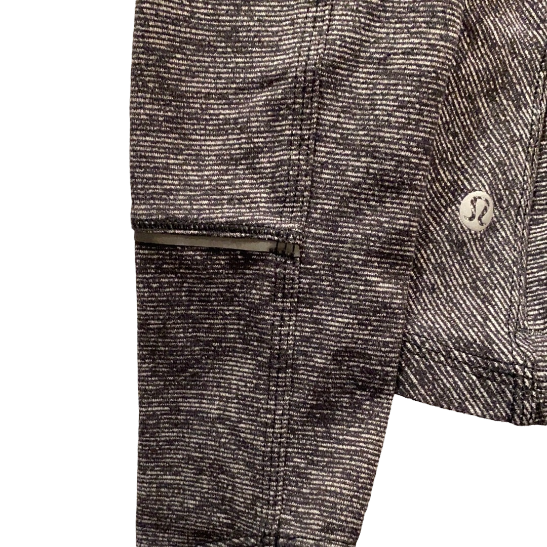 Lululemon Long Sleeve Back Zipper Pocket Size 8 - Love it again boutique