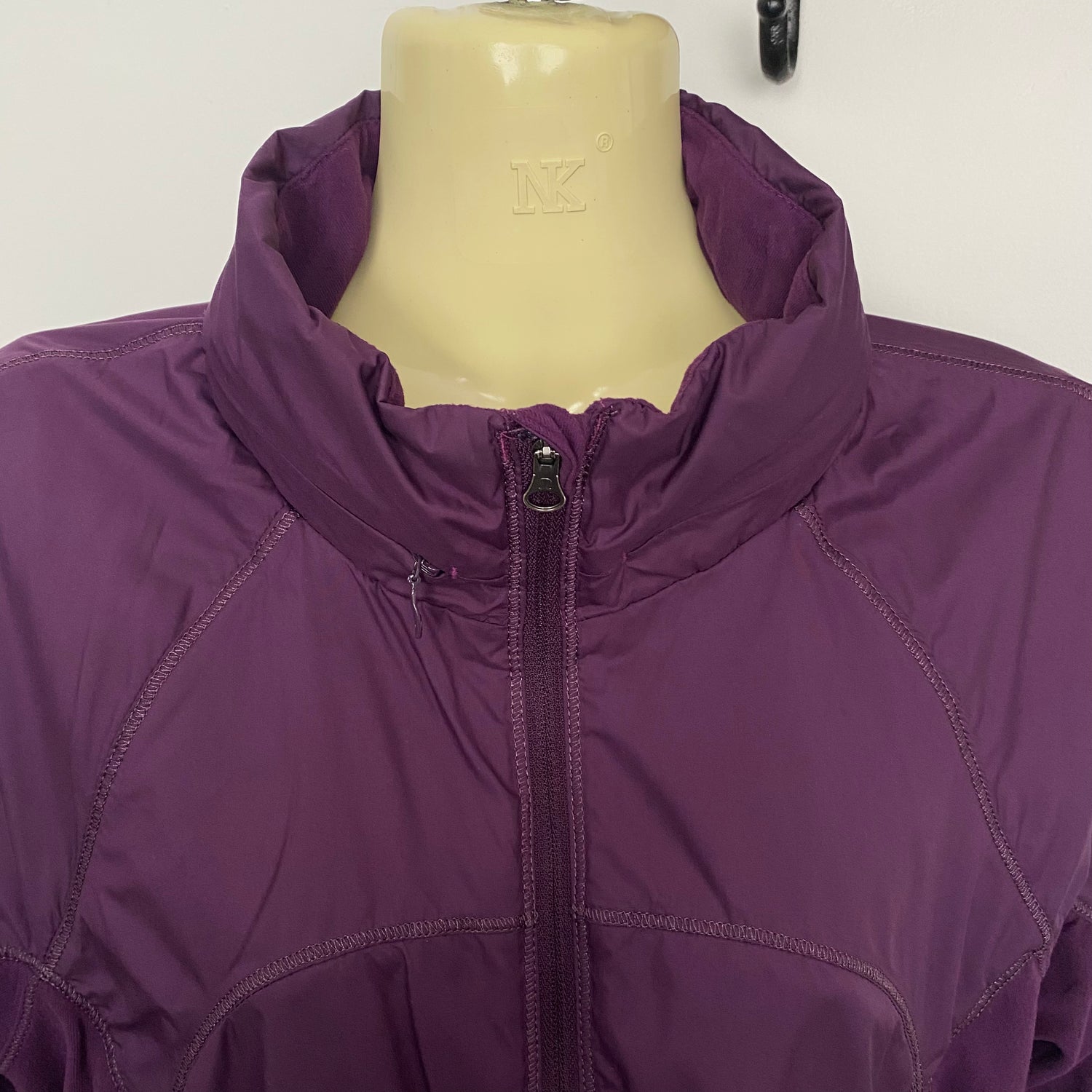 Rare Lululemon Rush Hour Jacket Size 8 - Love it again boutique