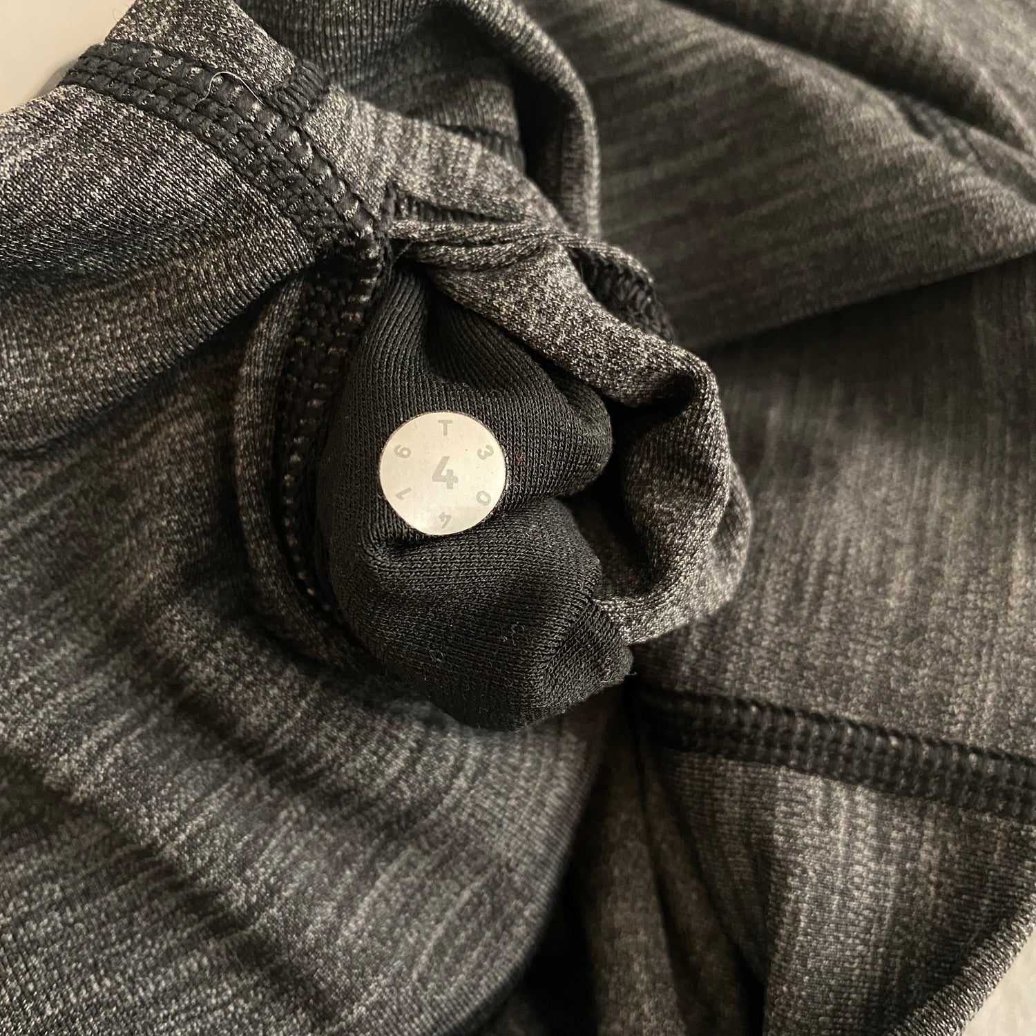 Lululemon Wunder Under 25" Leggings Size 4 - Love it again boutique