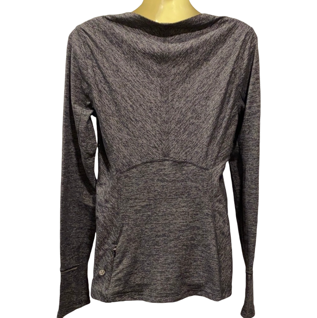 Lululemon Long Sleeve Back Zipper Pocket Size 8 - Love it again boutique