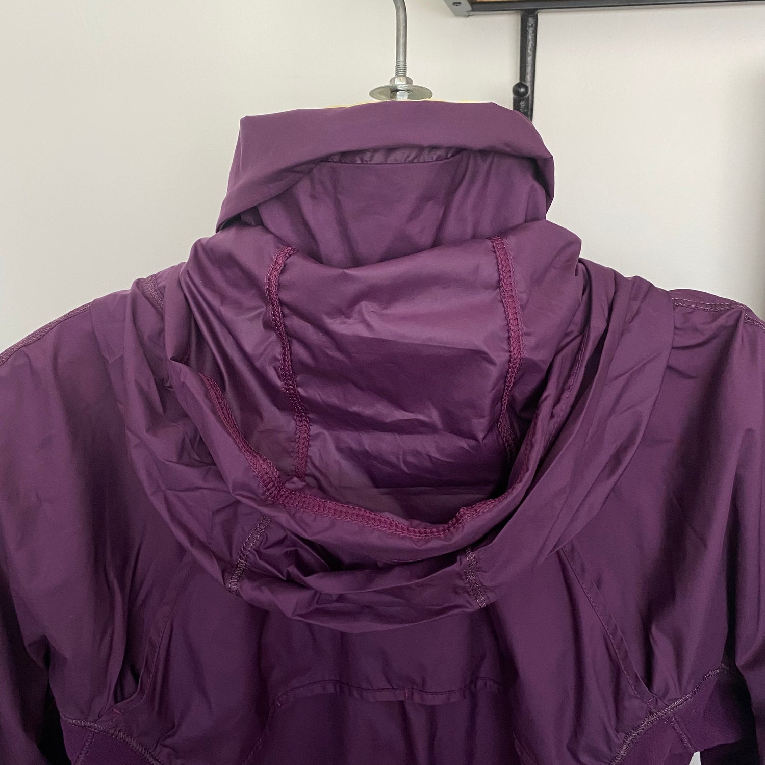 Rare Lululemon Rush Hour Jacket Size 8 - Love it again boutique